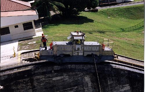 Mf3.JPG (45010 bytes)